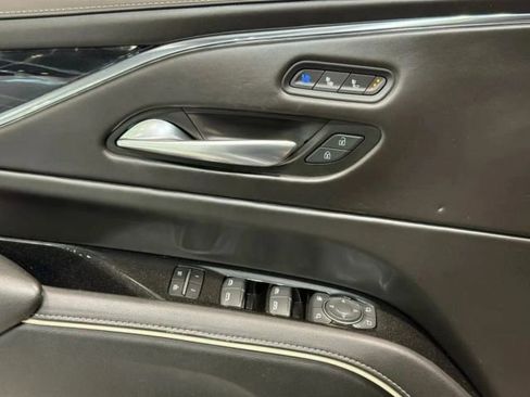 Used 2023 Cadillac Escalade V image 12