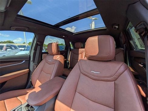 New 2025 Cadillac XT5 Sportv image 22