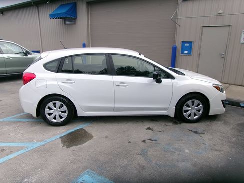 Used 2016 Subaru Impreza 2.0i AWD/4WD image 6