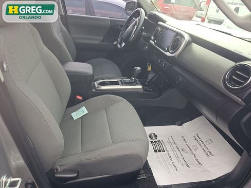 Used 2022 Toyota Tacoma SR5 w/ SR5 Appearance Package (SM) RWD image 14