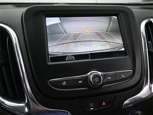 Used 2022 Chevrolet Equinox LT image 35