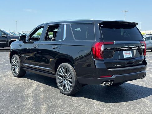 New 2026 GMC Yukon Denali Ultimate AWD/4WD image 8