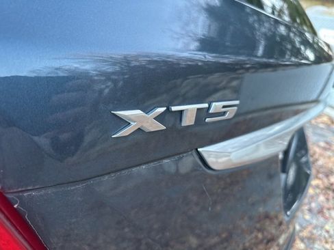 Used 2019 Cadillac XT5 Luxury image 12