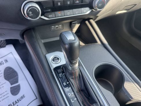 Used 2022 Nissan Altima 2.5 SR FWD image 12
