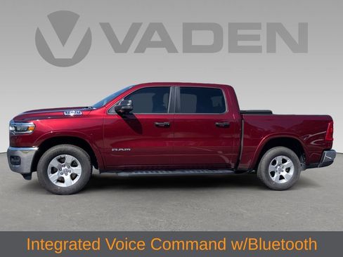 Used 2025 RAM 1500 Big Horn AWD/4WD image 8