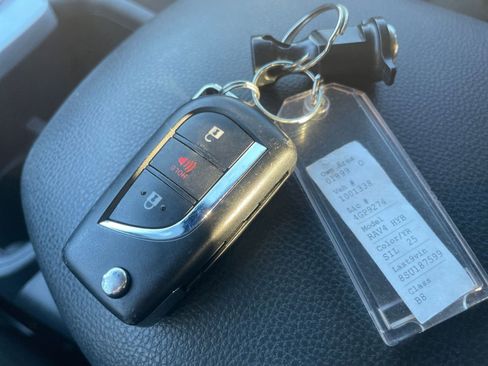 Used 2025 Toyota RAV4 LE image 22