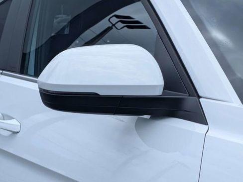 Certified 2021 Volkswagen Atlas Cross Sport SE FWD image 10