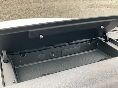 Used 2021 Mercedes-Benz Sprinter 144 Cargo image 11