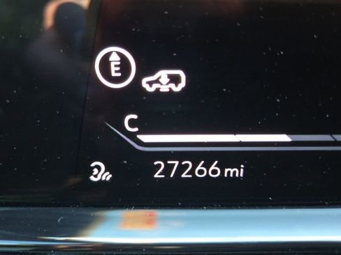 Used 2023 Cadillac Escalade V AWD/4WD image 17