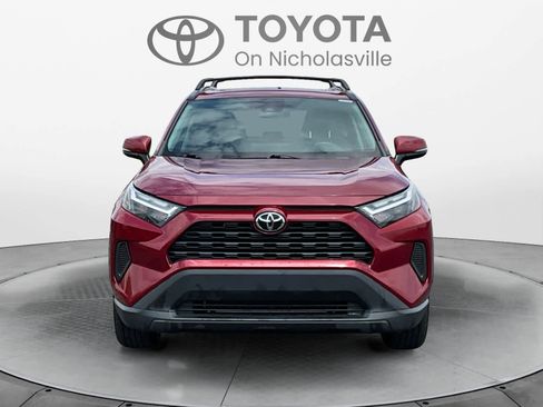 Used 2022 Toyota RAV4 XLE w/ Convenience Package image 9