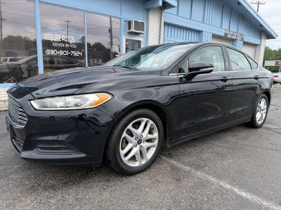 Used 2016 Ford Fusion SE
