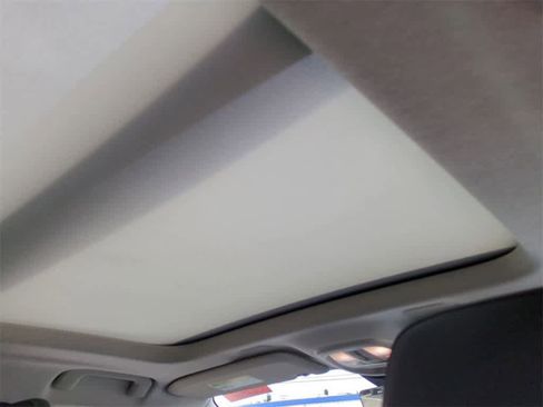 Used 2026 Volvo XC40 B5 Plus w/ Protection Package Premier image 21