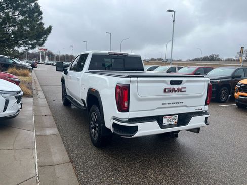 Used 2022 GMC Sierra 2500 AT4 w/ AT4 Preferred Package image 5