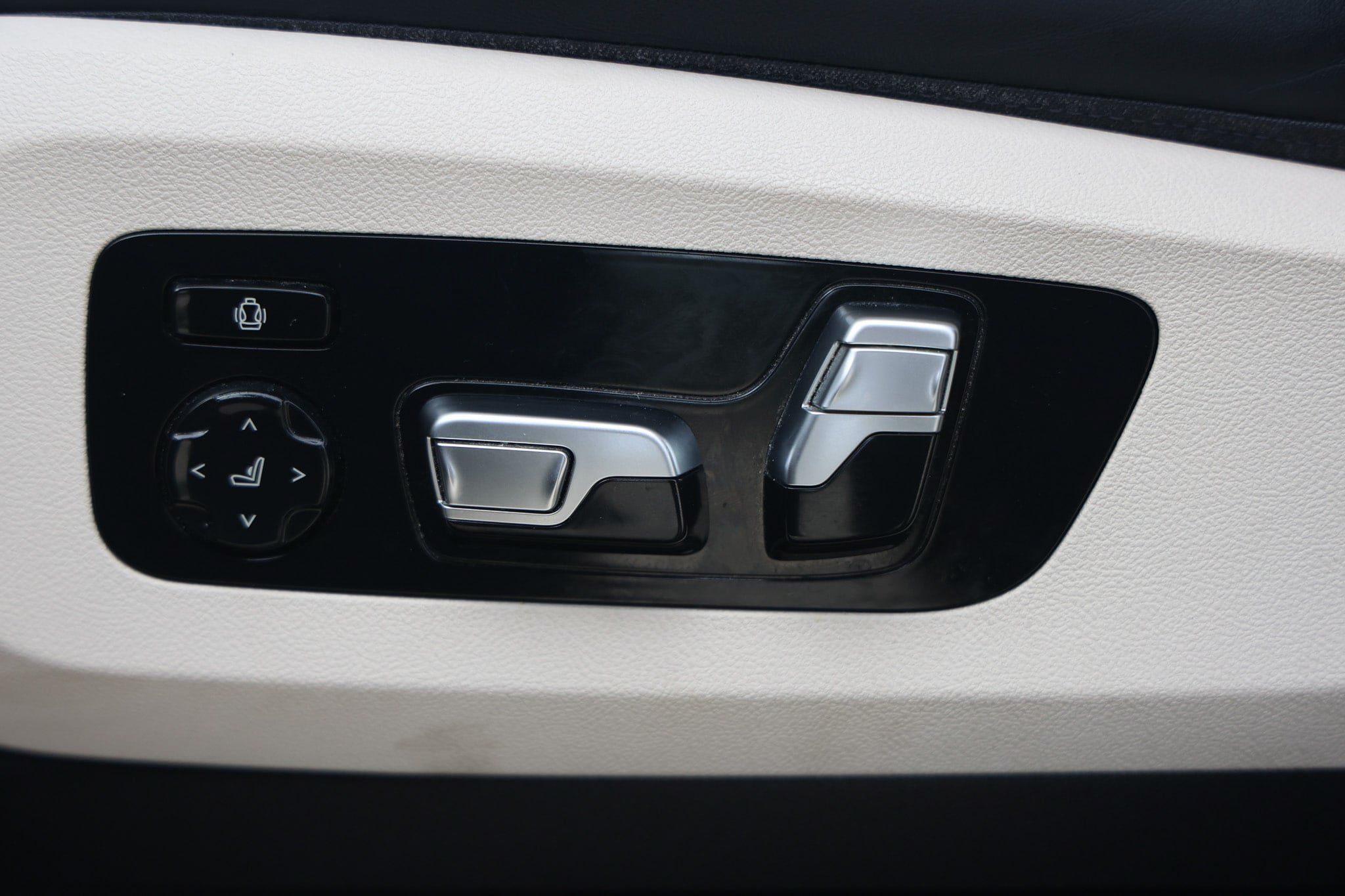 Used 2021 BMW ALPINA XB7 AWD/4WD image 68