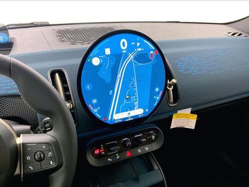 Used 2025 MINI Cooper Countryman S w/ Comfort Package Max image 5