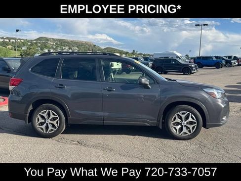 Used 2020 Subaru Forester Premium AWD/4WD image 7