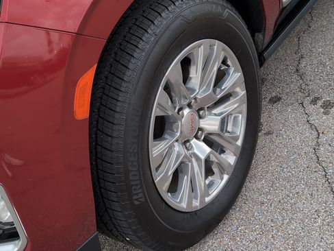 Used 2021 GMC Yukon Denali image 36