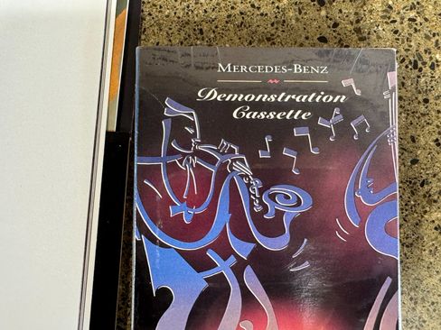 Used 1997 Mercedes-Benz SL 320 image 74