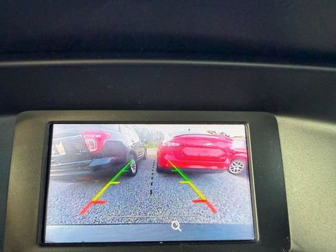 Used 2015 Ford Focus SE FWD image 11