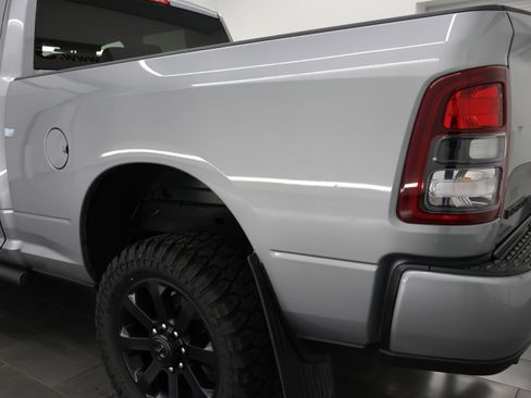 Used 2022 RAM 2500 Big Horn w/ Night Edition AWD/4WD image 31