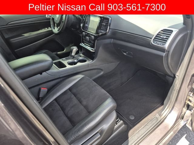 Used 2020 Jeep Grand Cherokee Altitude RWD image 11