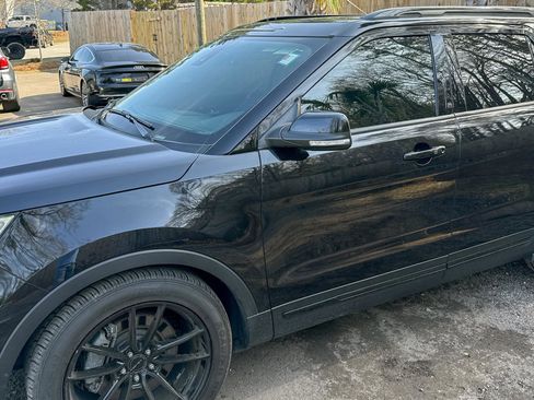 Used 2019 Ford Explorer Sport w/ Equipment Group 401A image 4