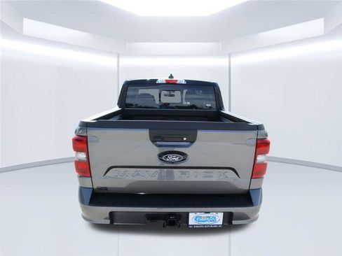Used 2025 Ford Maverick Lobo AWD/4WD image 6