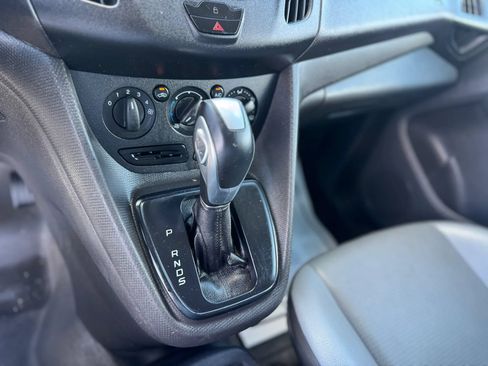 Used 2015 Ford Transit Connect XL FWD image 15
