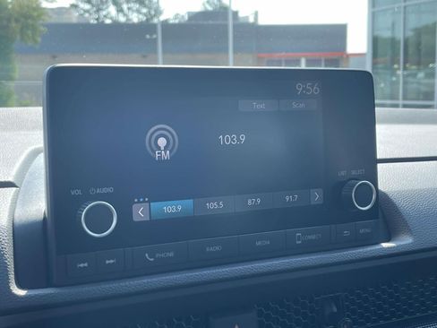 Used 2023 Honda CR-V LX image 25