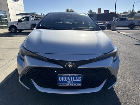 Used 2023 Toyota Corolla SE w/ SE Premium Package FWD image 8