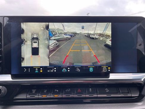 Used 2025 Chevrolet Silverado 2500 High Country w/ High Country Premium Package image 5