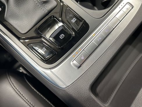 New 2026 Kia Carnival EX image 22