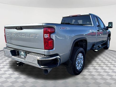 Used 2026 Chevrolet Silverado 3500 W/T AWD/4WD image 5
