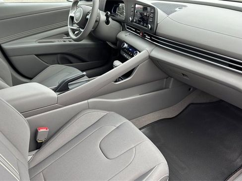 New 2026 Hyundai Elantra Sport image 15