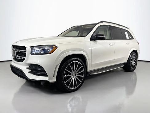 Used 2021 Mercedes-Benz GLS 580 4MATIC image 47