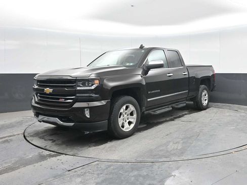 Used 2018 Chevrolet Silverado 1500 LTZ Z71 w/ LTZ Plus Package AWD/4WD image 5