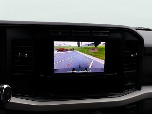 Used 2024 Ford F250 XLT w/ Snow Plow/Camper Package image 25