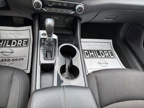 Used 2024 Nissan Altima 2.5 SV image 19