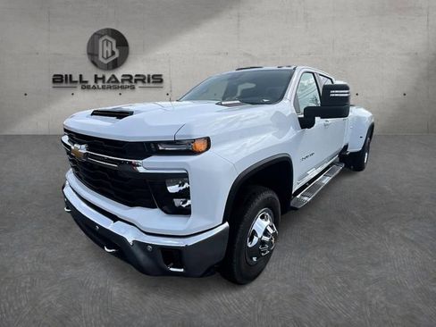 Used 2026 Chevrolet Silverado 3500 LT w/ All Star Edition AWD/4WD image 1