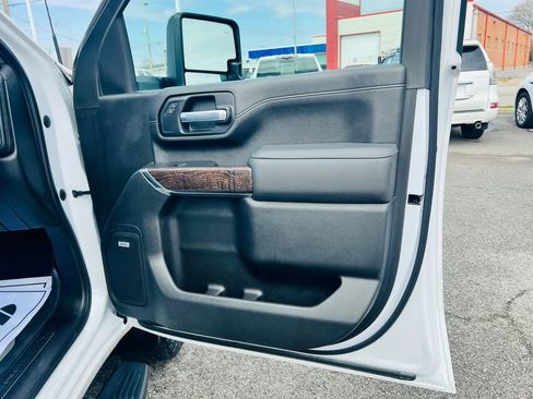 Used 2021 GMC Sierra 2500 Denali w/ Denali Ultimate Package image 48