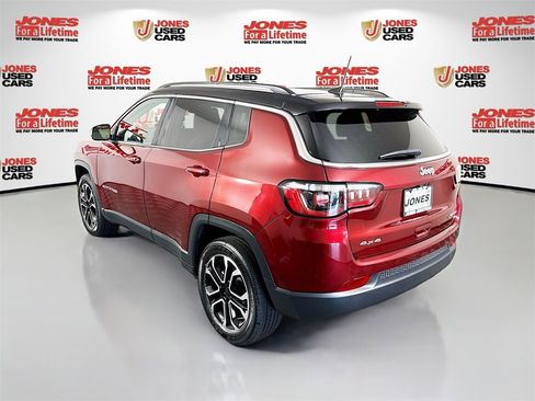 Used 2022 Jeep Compass Limited w/ Sun and Sound Group image 2