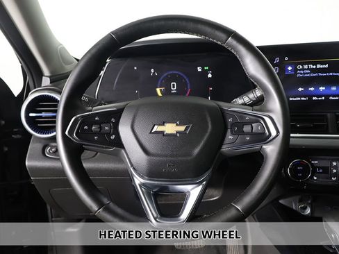 Used 2024 Chevrolet Trax LT w/ Driver Confidence Package image 7