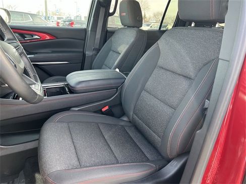 Certified 2024 Chevrolet Traverse Z71 image 13