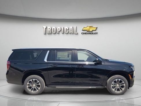 New 2026 Chevrolet Suburban LS w/ LPO, Dark Essentials Package RWD image 6