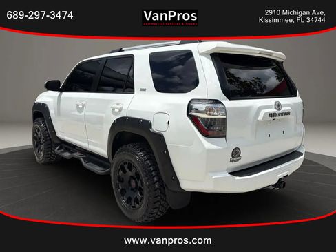 Used 2024 Toyota 4Runner SR5 image 3