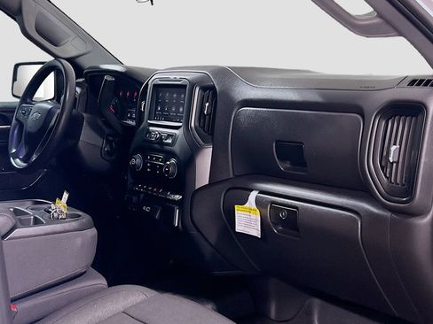 Used 2024 Chevrolet Silverado 1500 Custom Trail Boss AWD/4WD image 25