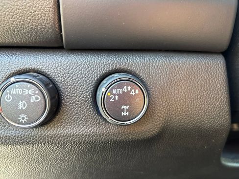 Used 2020 GMC Canyon SLE w/ Elevation Edition AWD/4WD image 26
