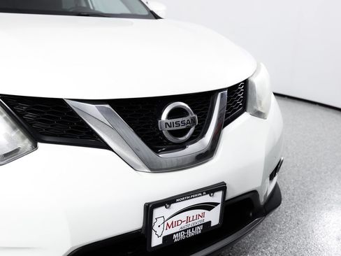 Used 2015 Nissan Rogue SV AWD/4WD image 4