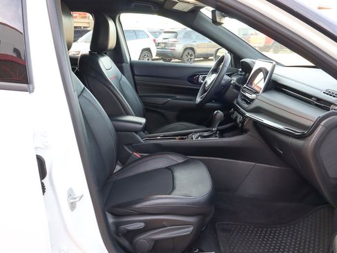 Used 2024 Jeep Compass Trailhawk image 22