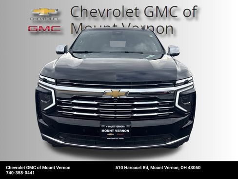 New 2025 Chevrolet Suburban Premier image 9